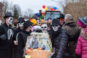Bild 682 - Latuff 2016 Umzug